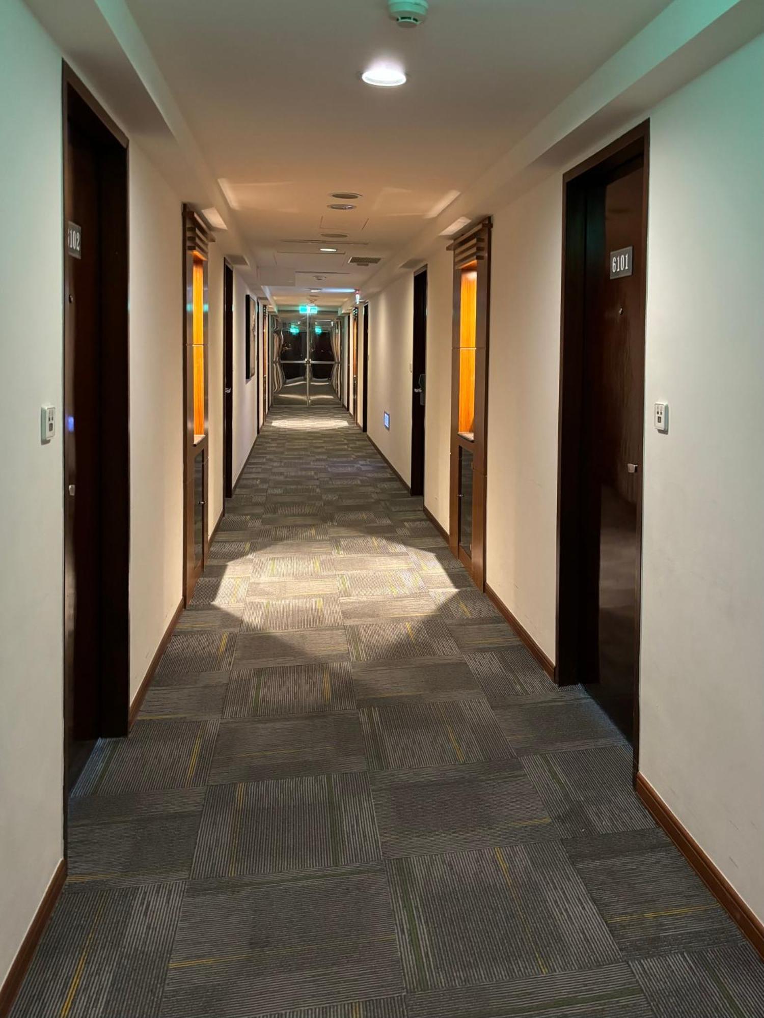 Art Spa Hotel Yilan Экстерьер фото