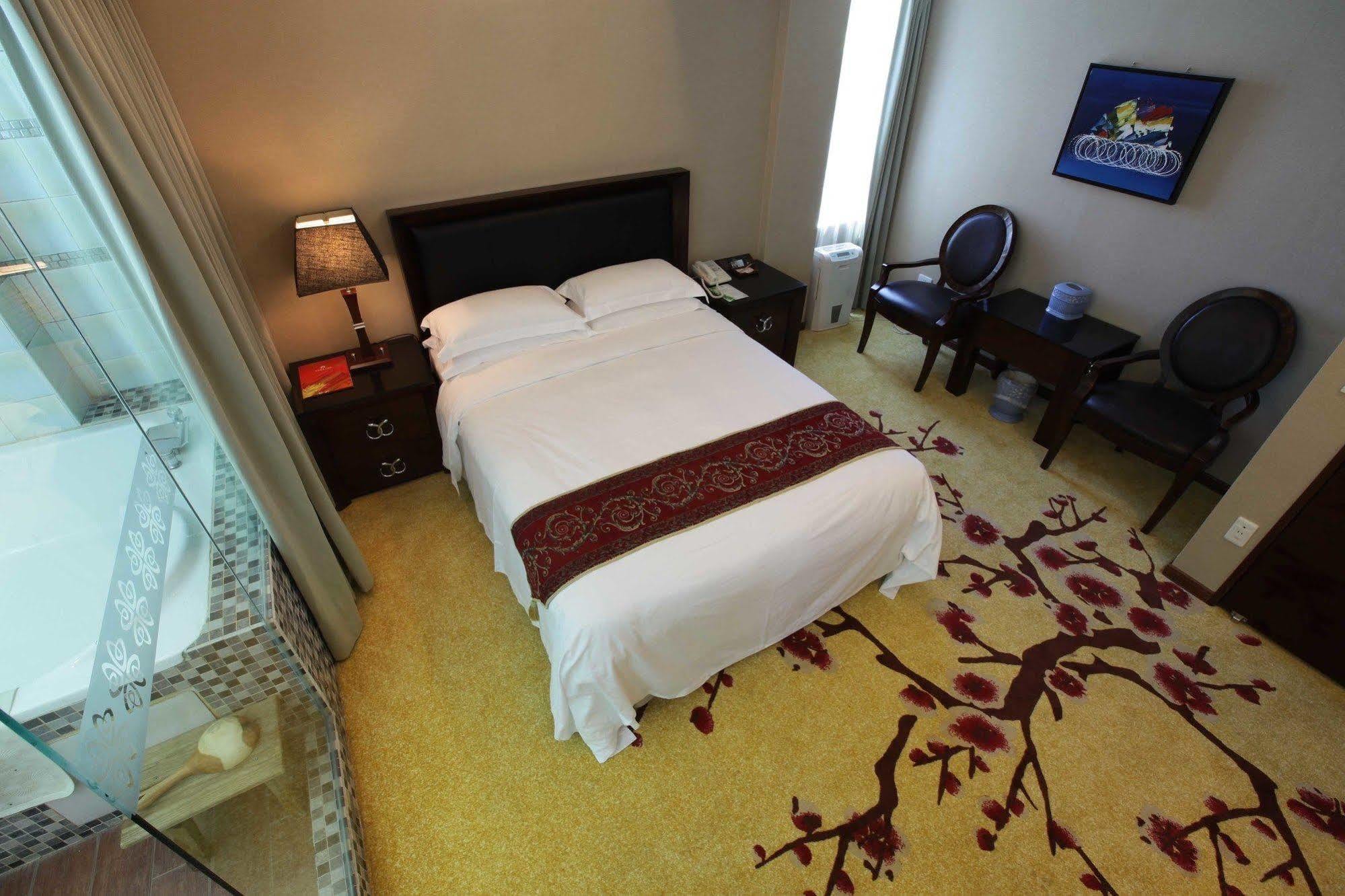 Art Spa Hotel Yilan Экстерьер фото
